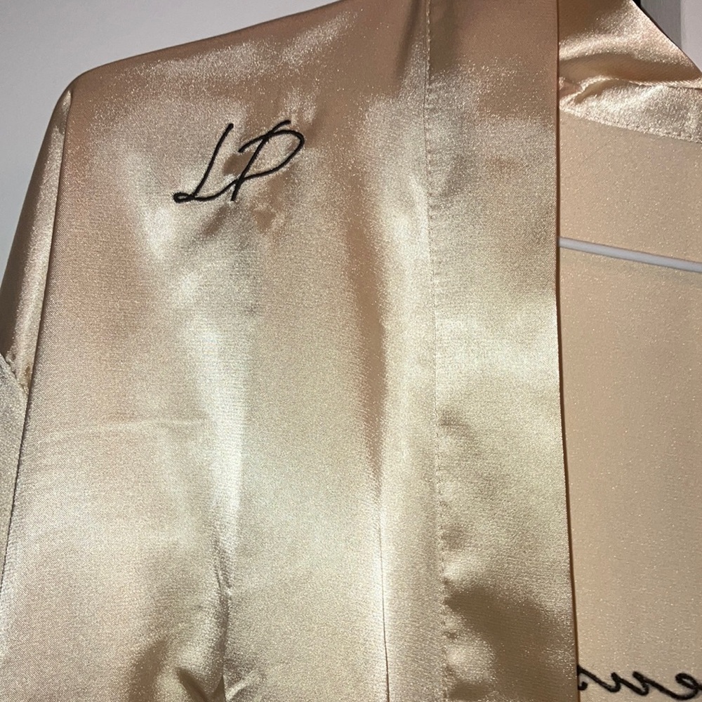 Cream one-size Satin Robe - Picture 3 of 7